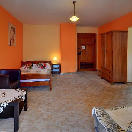 Apartamenty I Pokoje Karpacz - Centrum Karpacza, Parking W Cenie! Bilik gambar